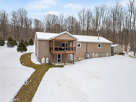 4th image of 229 Wilson Hill Rd