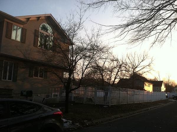 1st image of 410 Walnut St