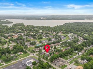 250 Donna Dr APT 2C, Hendersonville, TN 37075