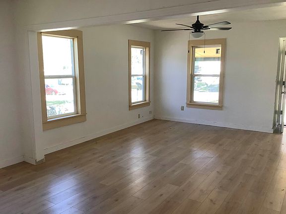 5th image of 551 3rd St