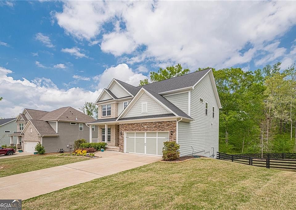 1st image of 805 Ivy Crest Ln