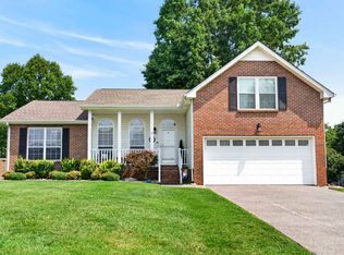 612 Bradford Dr, Gallatin, TN 37066