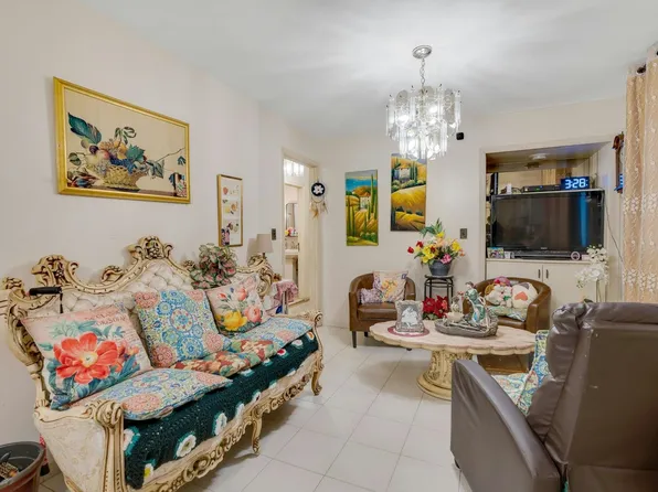 3218 Pleasant Avenue image 29 of 44