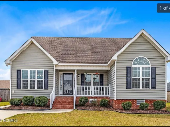 3188 Chesswood Ln, Winterville, NC 28590