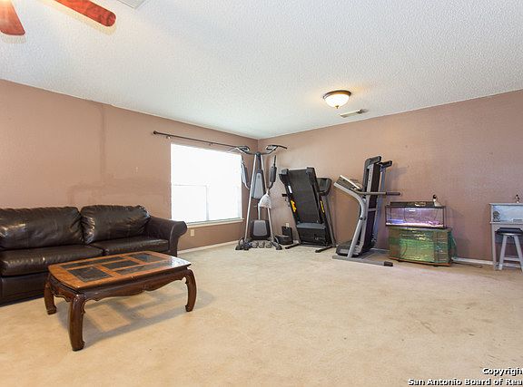 3rd image of 10630 Cavelier Point