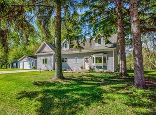 2425 W Riverside Dr, McHenry, IL 60050