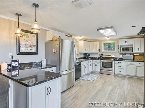 4th image of 15016 Coffee Dr