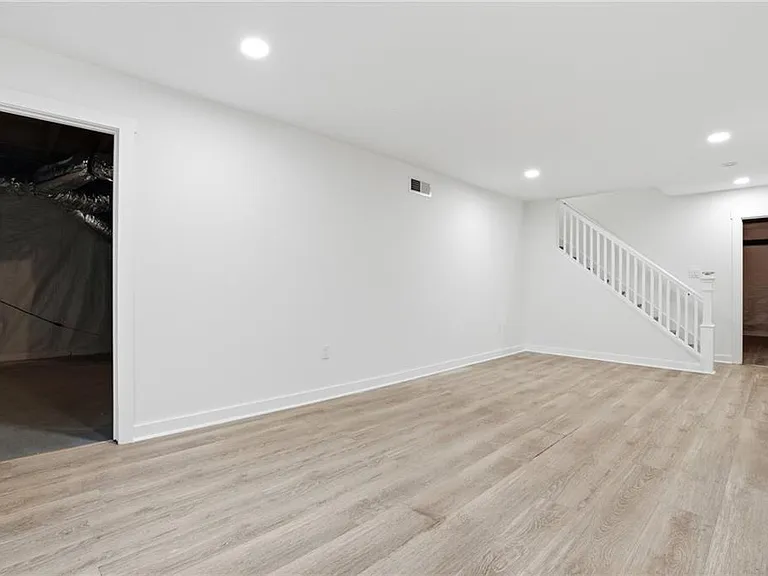 313 Summit Ridge Dr — Photo 18