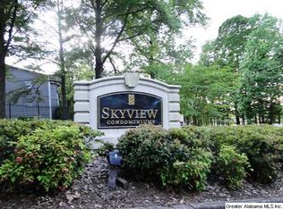 413 Skyview Dr #212, Birmingham, AL 35209