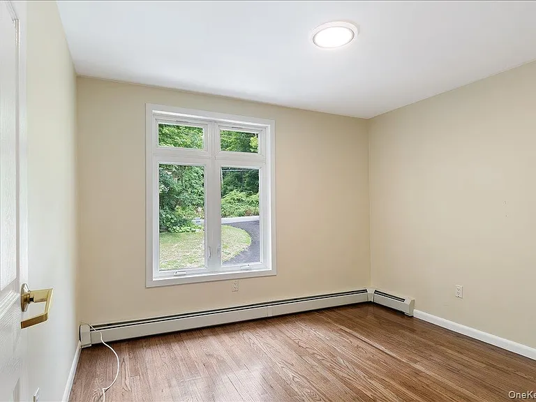 674 Sprout Brook Rd — Photo 11