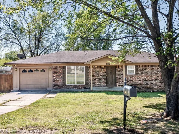 2602 Phillips Dr, Van Buren, AR 72956