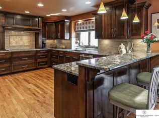 643 N 147th Ave, Omaha, NE 68154