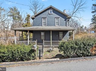 857 Willow Rd, Lancaster, PA 17601