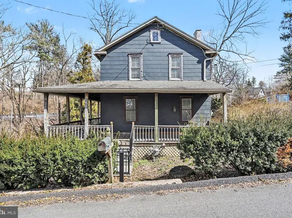 857 Willow Rd, Lancaster, PA 17601