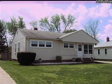 11219 Magdala Dr photo 1