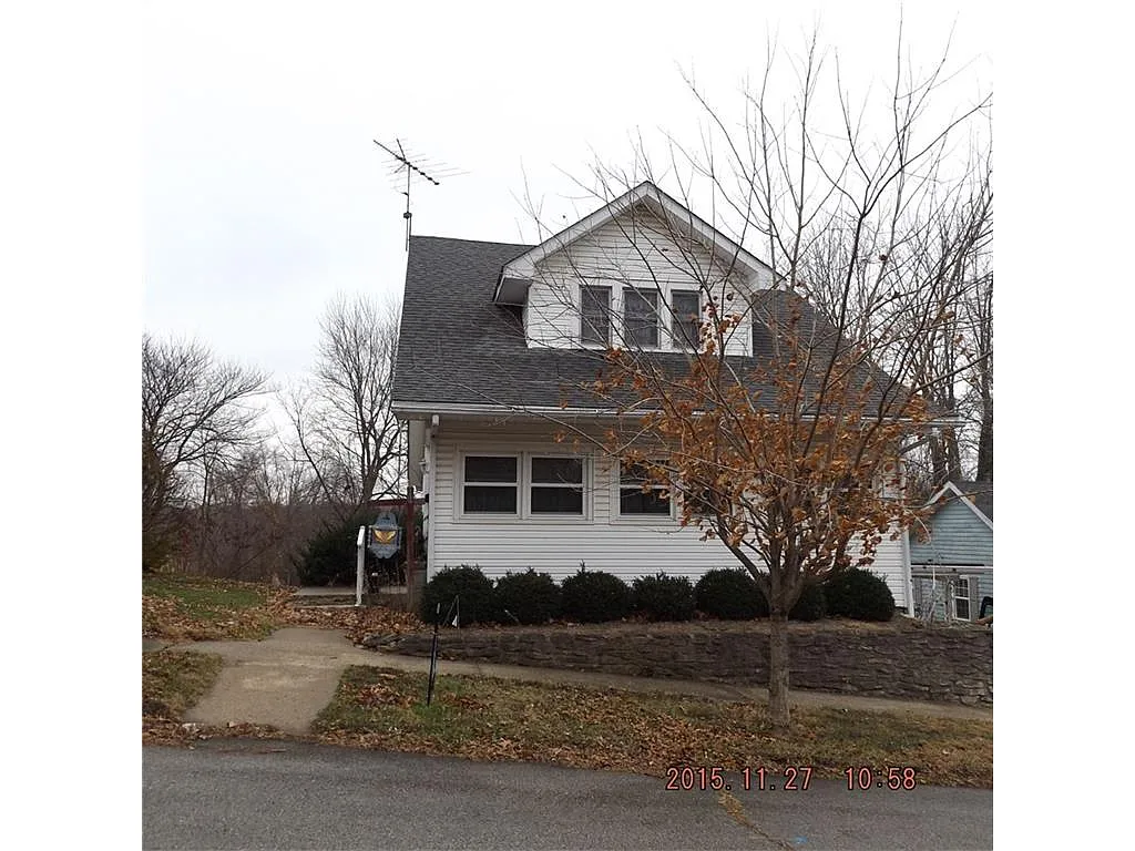 107 S Adams St photo 1