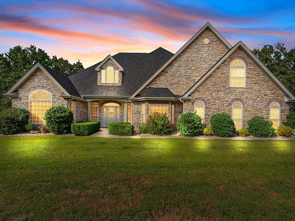 1st image of 170 Windy Rdg Drive