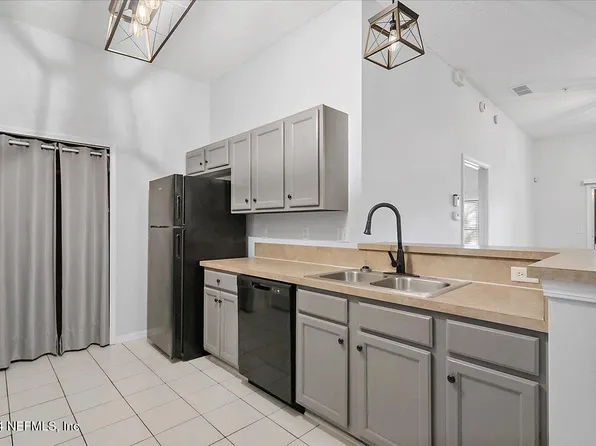 1442 MANOTAK POINT Drive #106, Jacksonville, FL 32210