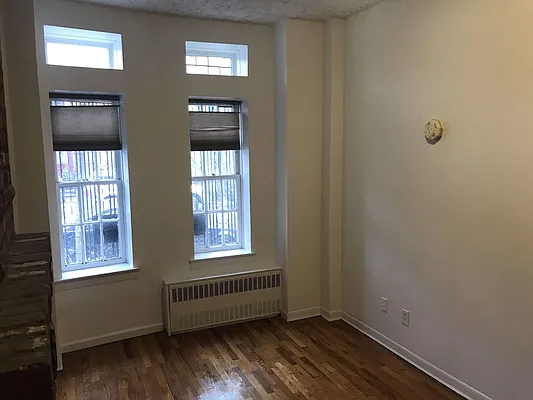 Rented by Compass | media 31