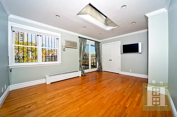 Rented by Halstead Real Estate | media 2
