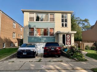 9125 Ewing Ave, Evanston, IL