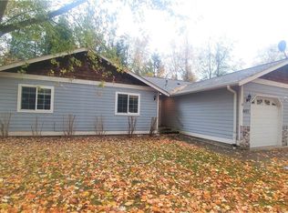 8427 Seafair Ct, Blaine, WA 98230