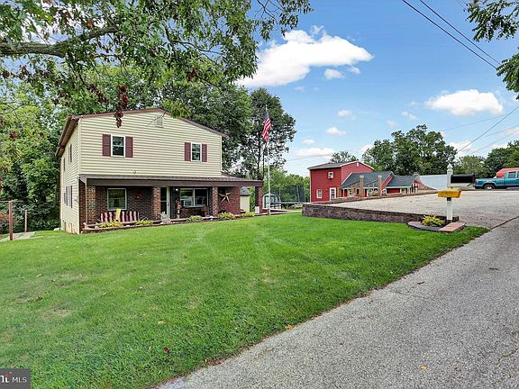 4th image of 107 Cottage Ln