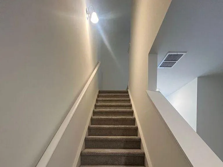 2099 Emerson Dr — Photo 3