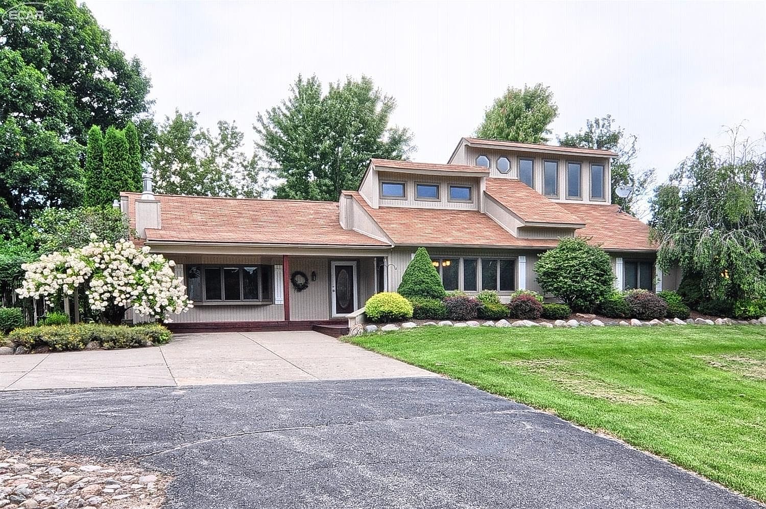 7321 Lake Rd, Fenton, MI 48430 Zillow