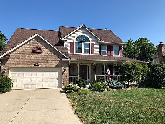 Front w/driveway