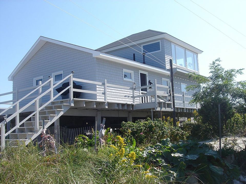 51 Saquish Beach Blvd, Plymouth, MA 02360 Zillow