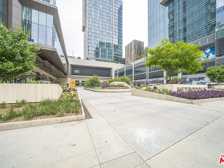889 Francisco St #3603 — Photo 30
