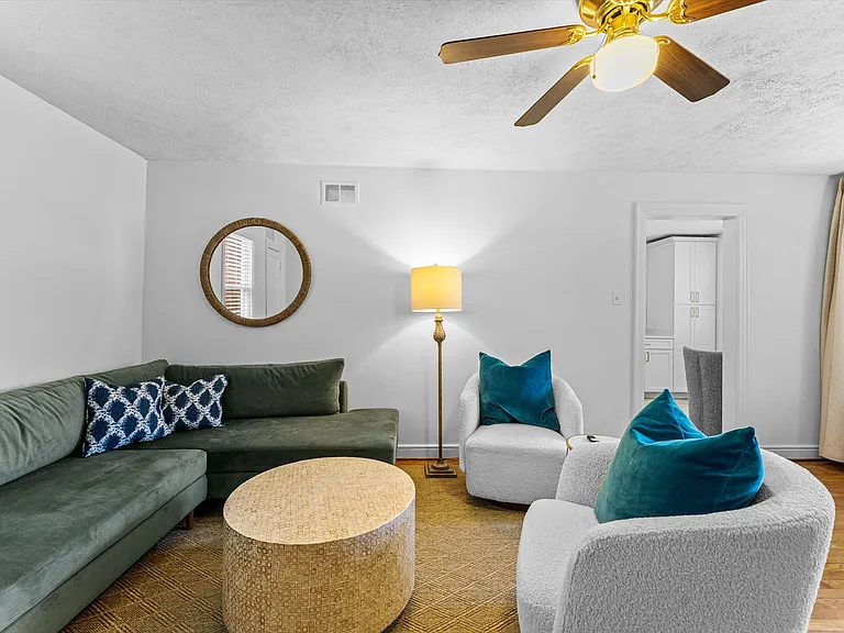 5701 Wythe Ave — Photo 22