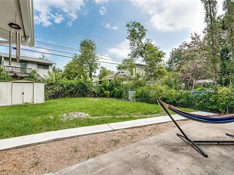 404 Franklin Blvd #B — Photo 17