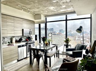 111 Bathurst St UNIT 1404, Toronto, ON M5V0M9