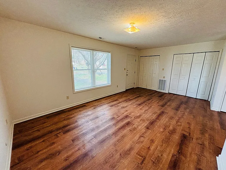 205 Freestone Dr NE — Photo 5