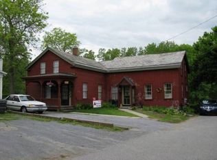 15 Moon St, Fort Edward, NY 12828