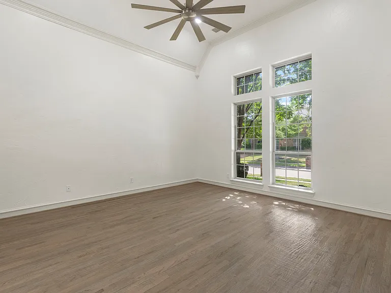 11292 Berkeley Hall Ln — Photo 13