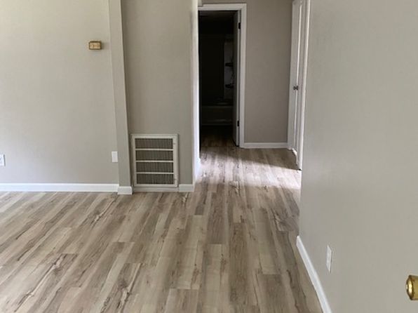 153 Youngman Rd #2