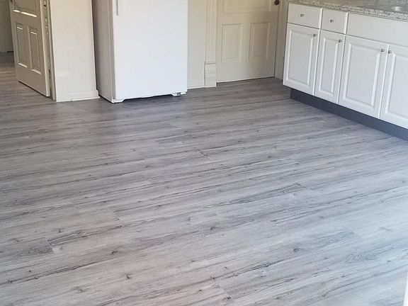 3rd image of 432 E Mason St #1