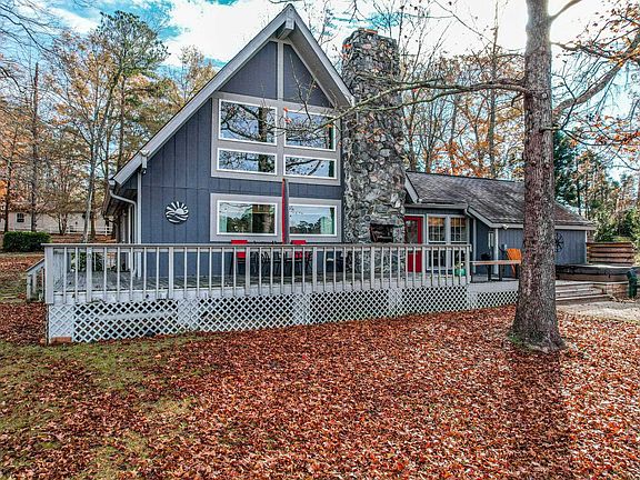 5th image of 144 Tanglewood Dr SE