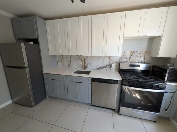 119 Hobart Ave, Bayonne, NJ