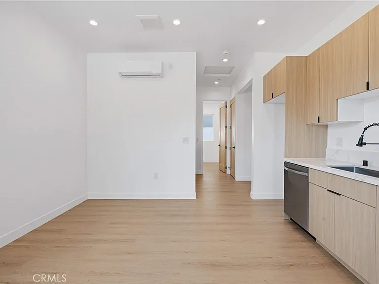 7647 1/2 Melvin Ave — Photo 7
