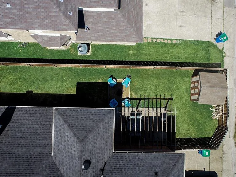 8801 Clearlake Dr — Photo 40