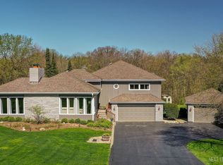 36W060 River Grange Rd, St Charles, IL 60175