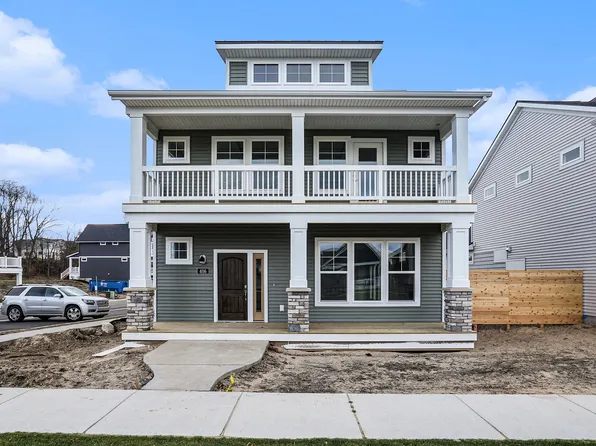 406 W Leland Dr, Whitehall, MI 49461