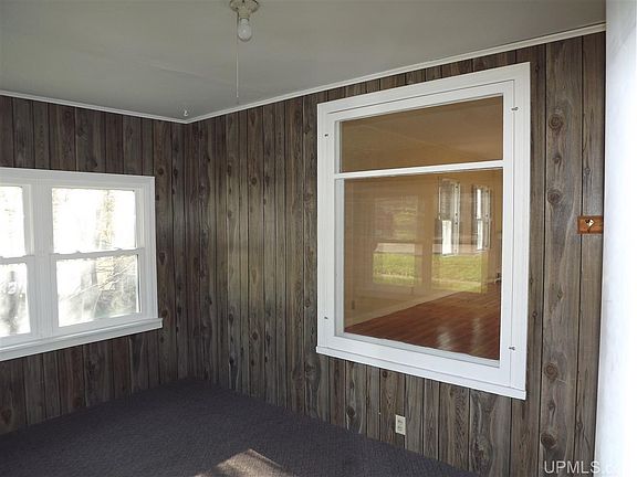 4th image of 702 W Edwards Ave
