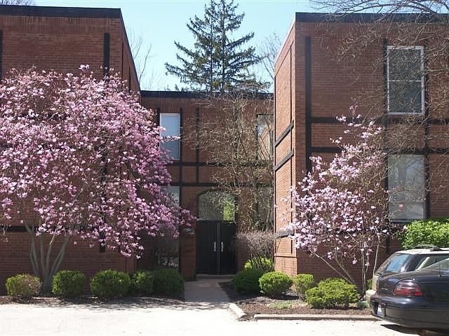 1st image of 3817 Petoskey Ave Unit 15