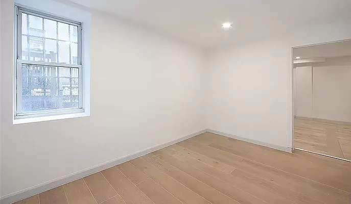 Rented by R New York | media 4