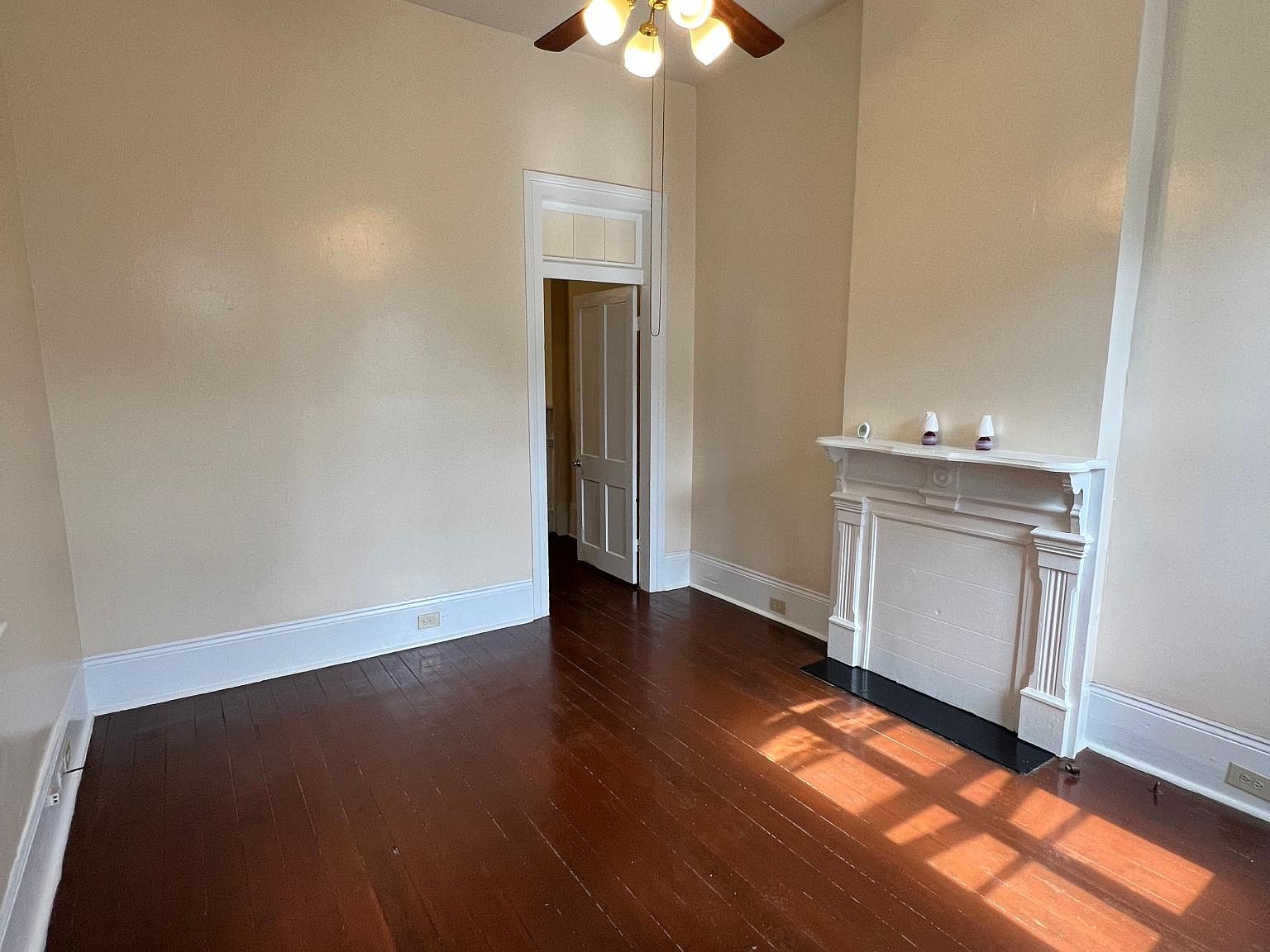 1904 Constantinople St, New Orleans, LA 70115 Zillow